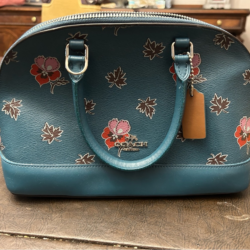 Coach Blue Fall pattern shoulder bag with removable shoulder strap